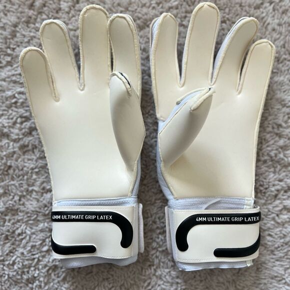 Puma Ultra Pro RC GoalKeeper Soccer Gloves - Picture 3 of 10
